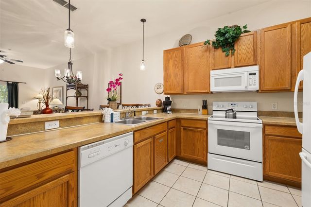 107 RUM RUN, Davenport, FL 33897