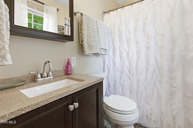 211 Independence Drive, Bristol, VA 24201
