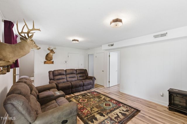 211 Independence Drive, Bristol, VA 24201