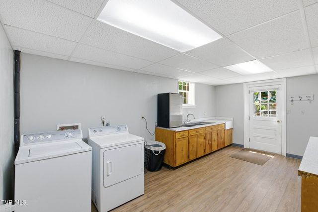 211 Independence Drive, Bristol, VA 24201