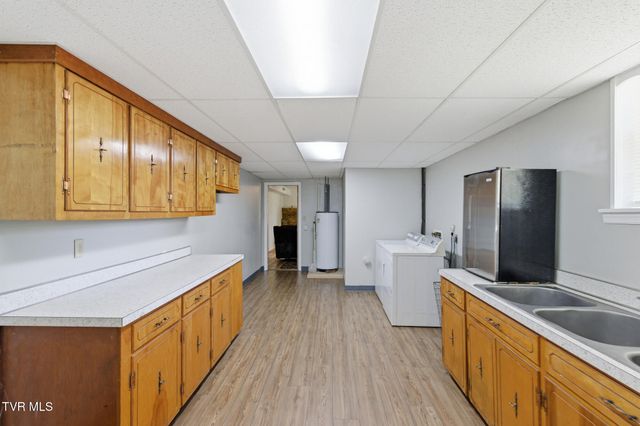 211 Independence Drive, Bristol, VA 24201