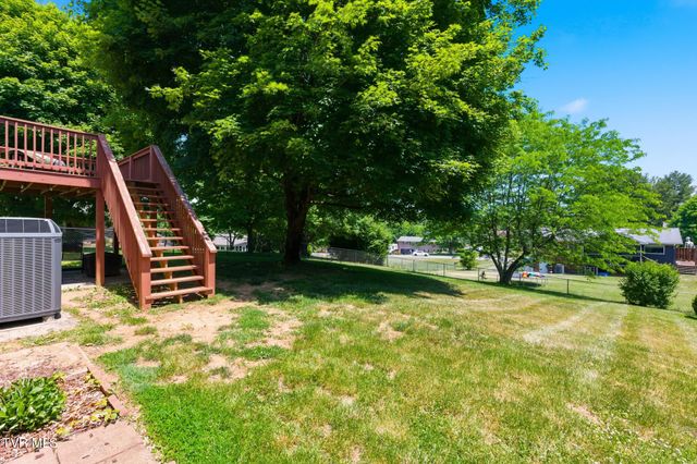 211 Independence Drive, Bristol, VA 24201