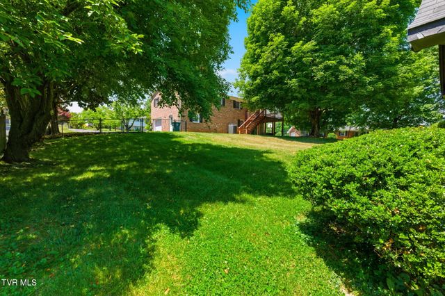 211 Independence Drive, Bristol, VA 24201