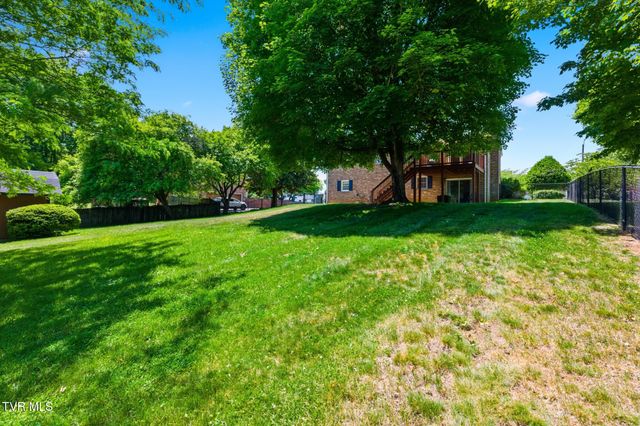 211 Independence Drive, Bristol, VA 24201