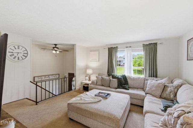 211 Independence Drive, Bristol, VA 24201