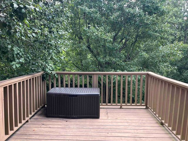 126 Honeysuckle Lane, Huntington, WV 25701