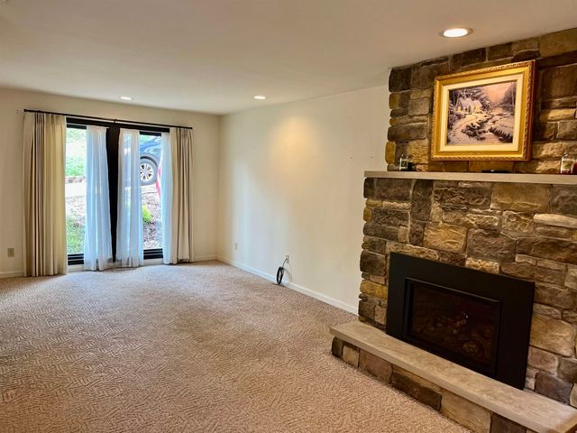 126 Honeysuckle Lane, Huntington, WV 25701