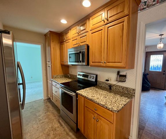 126 Honeysuckle Lane, Huntington, WV 25701