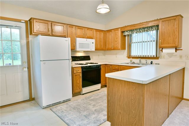 5180 Winthrop Drive, Austintown, OH 44515