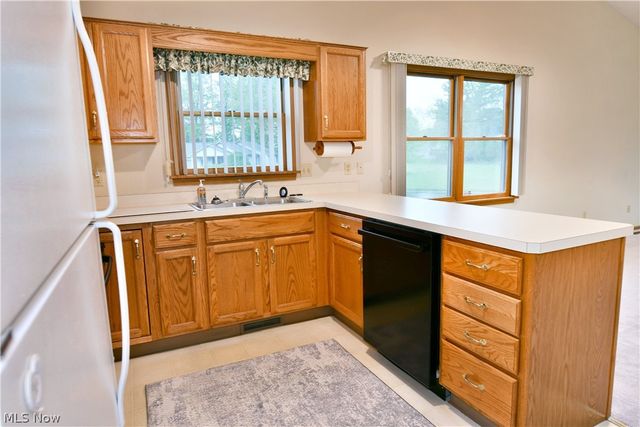 5180 Winthrop Drive, Austintown, OH 44515