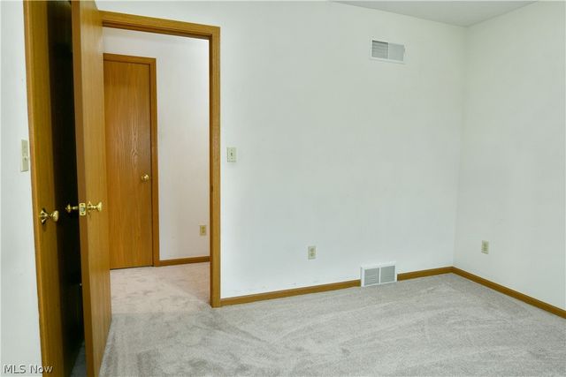 5180 Winthrop Drive, Austintown, OH 44515