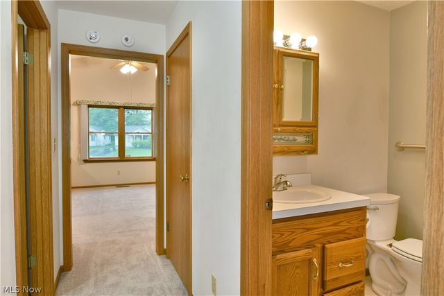 5180 Winthrop Drive, Austintown, OH 44515