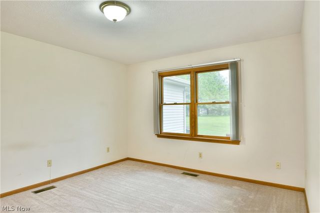 5180 Winthrop Drive, Austintown, OH 44515