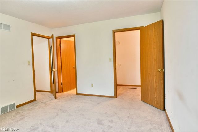 5180 Winthrop Drive, Austintown, OH 44515