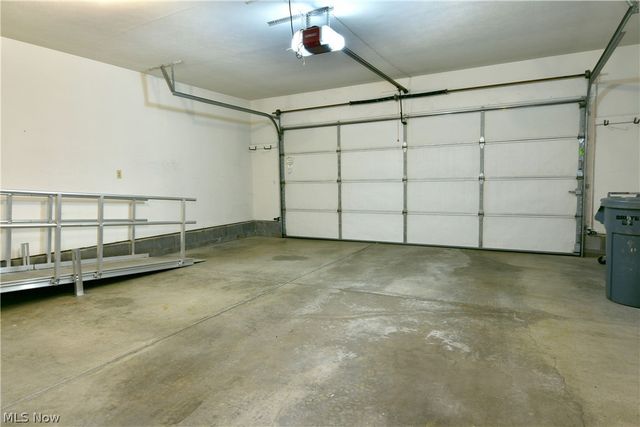 5180 Winthrop Drive, Austintown, OH 44515