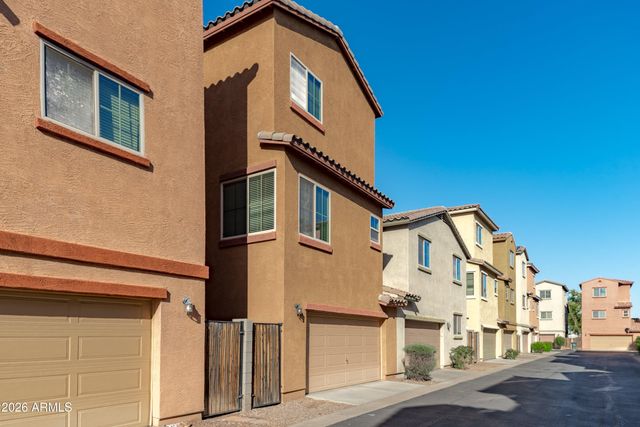 7751 W PIPESTONE Place, Phoenix, AZ 85035