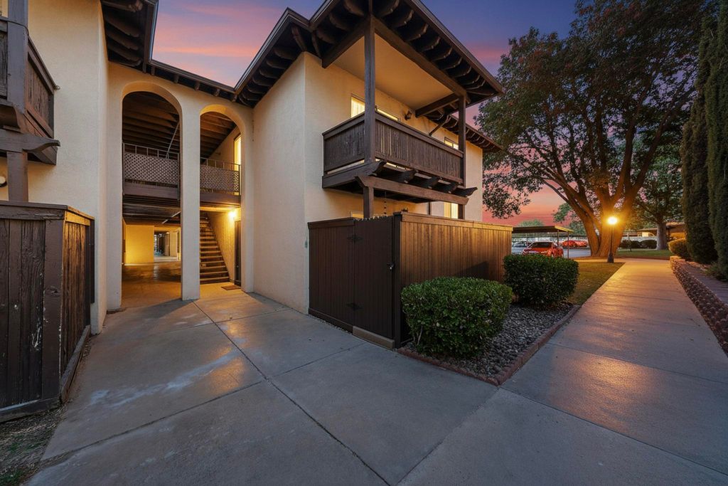 1601 Pennsylvania Street NE U15, Albuquerque, NM 87110