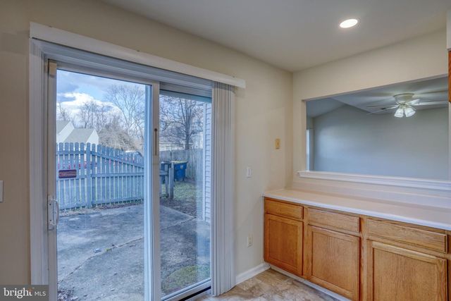 3 WATERFALL DR, Dover, DE 19904