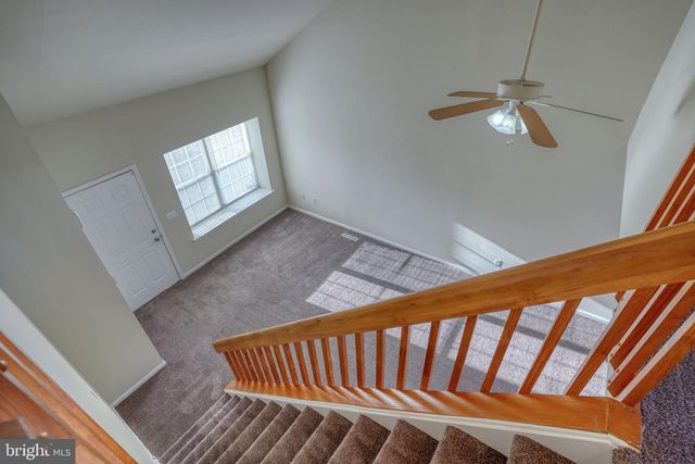 3 WATERFALL DR, Dover, DE 19904