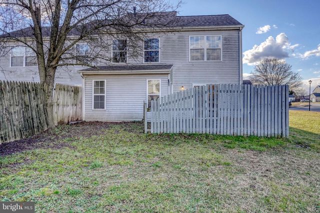 3 WATERFALL DR, Dover, DE 19904