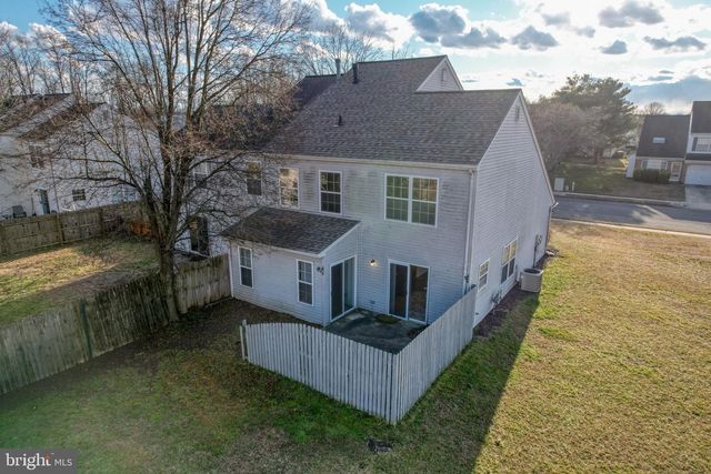 3 WATERFALL DR, Dover, DE 19904