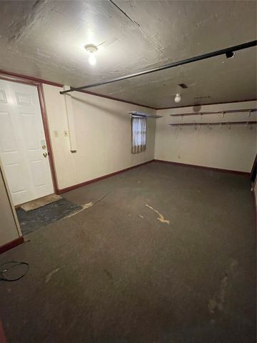 3516 Ashwood Drive, Urbandale, IA 50322