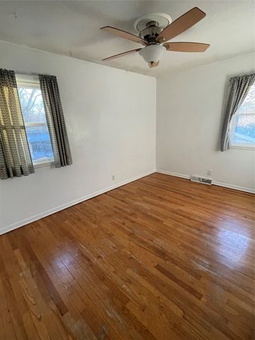 3516 Ashwood Drive, Urbandale, IA 50322