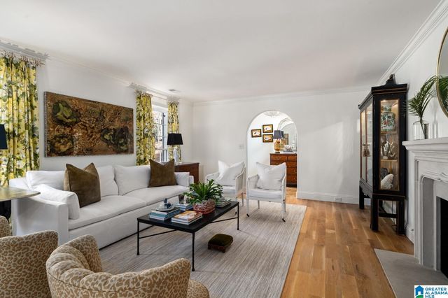 20 EDEN CIRCLE, Mountain Brook, AL 35213