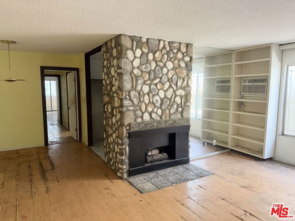 1849 Greenfield Avenue 106, Los Angeles, CA 90025 — photo 5