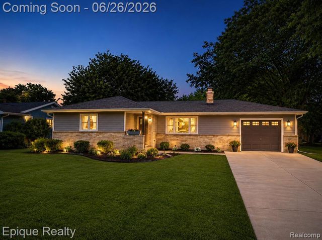 43899 Crowley Road, Belleville, MI 48111