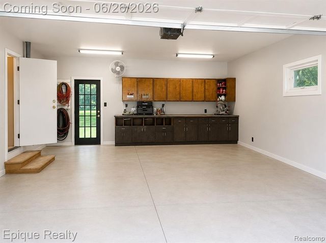 43899 Crowley Road, Belleville, MI 48111