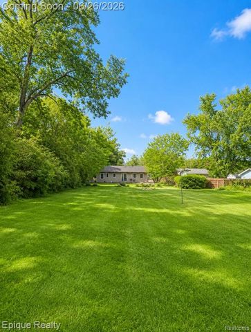 43899 Crowley Road, Belleville, MI 48111