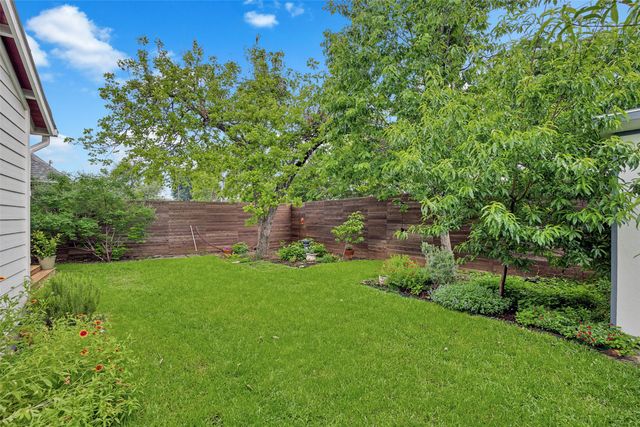 9903 Lakemont Drive, Dallas, TX 75220
