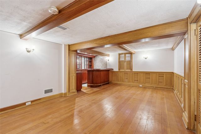 2415 48th Street, Des Moines, IA 50310