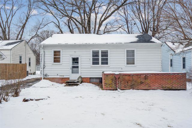 2415 48th Street, Des Moines, IA 50310