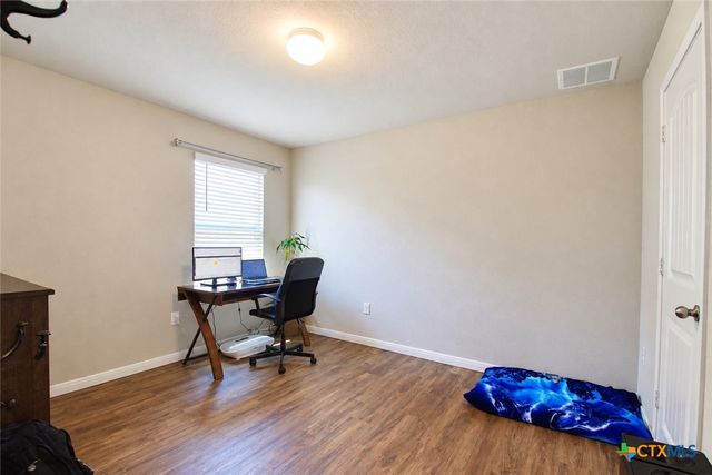 105 Harlan Drive, Hutto, TX 78634