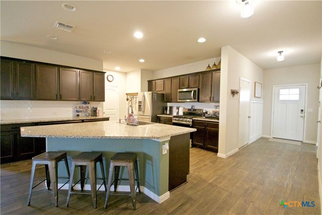 105 Harlan Drive, Hutto, TX 78634
