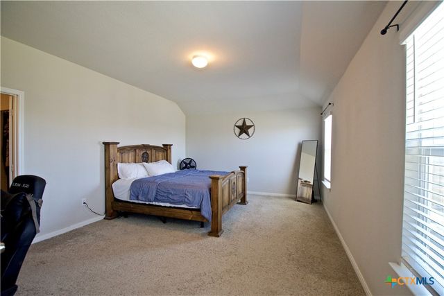 105 Harlan Drive, Hutto, TX 78634