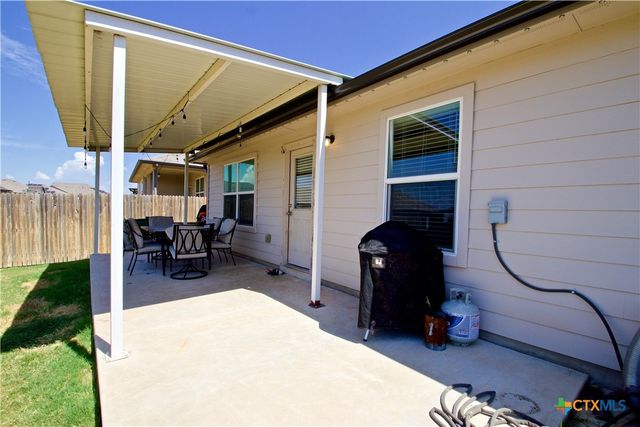105 Harlan Drive, Hutto, TX 78634