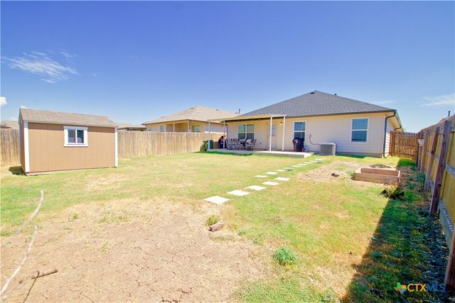 105 Harlan Drive, Hutto, TX 78634