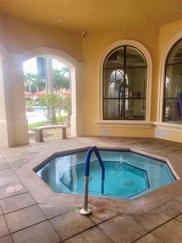 2709 VIA CIPRIANI 531B, Clearwater, FL 33764