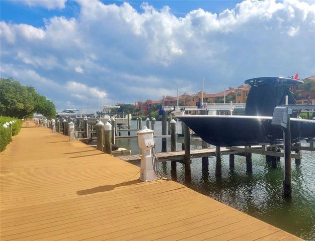 2709 VIA CIPRIANI 531B, Clearwater, FL 33764