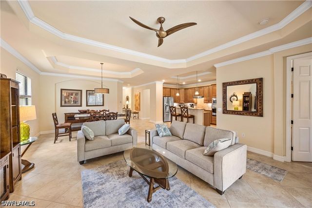 9234 Veneto PL, Naples, FL 34113
