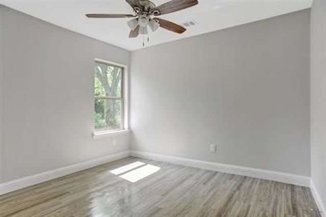 1100 W Day Street, Denison, TX 75020