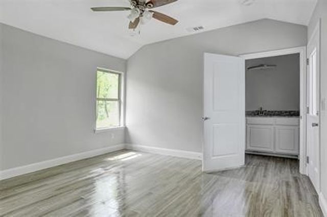 1100 W Day Street, Denison, TX 75020