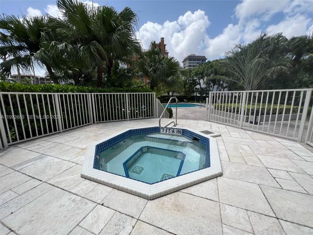 625 Biltmore Way 905, Coral Gables, FL 33134
