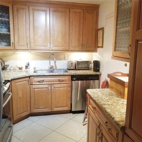 625 Biltmore Way 905, Coral Gables, FL 33134