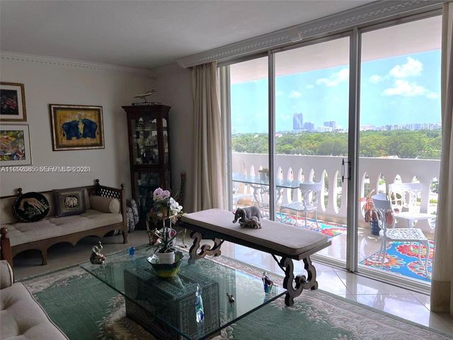 625 Biltmore Way 905, Coral Gables, FL 33134