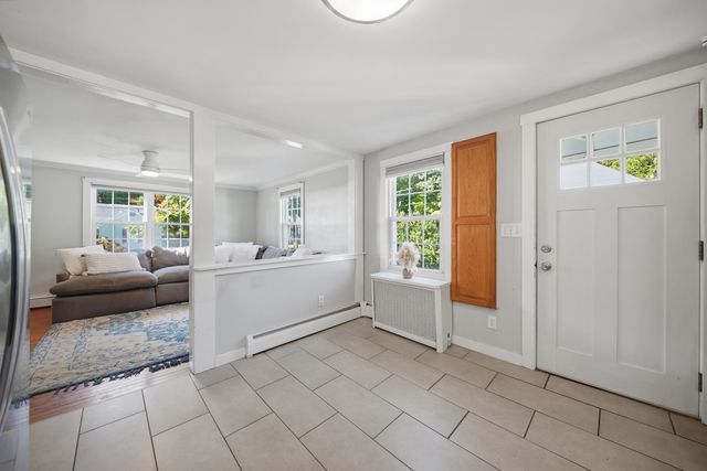 10 Roosevelt Avenue, Concord, NH 03301