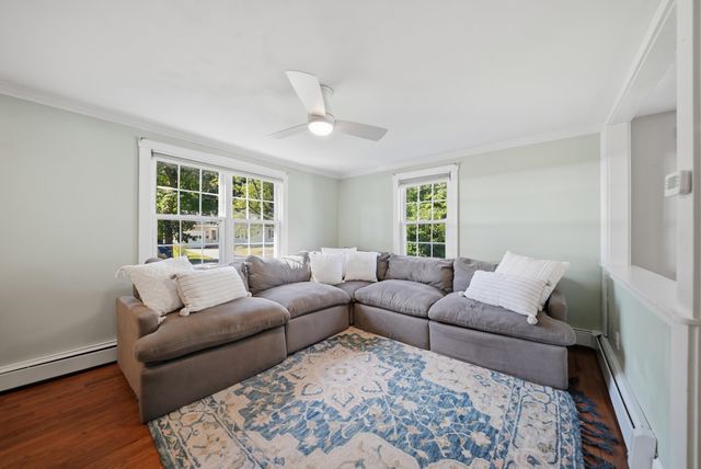 10 Roosevelt Avenue, Concord, NH 03301